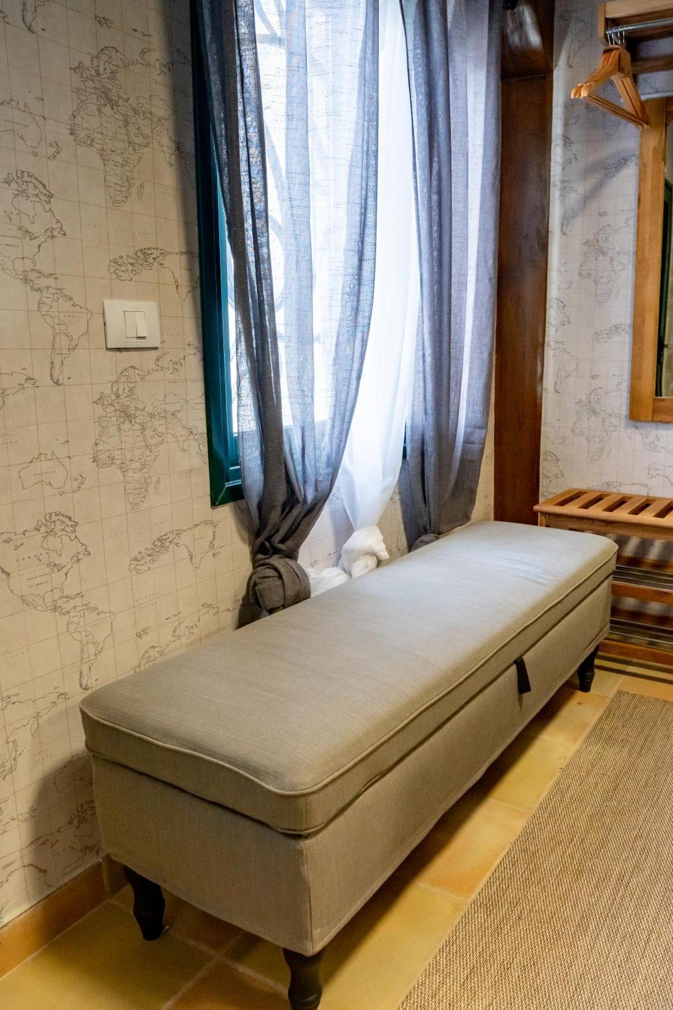 Casa Julio - Alcala Complete Coastal Retreat - Entire Apartment - 3 Min Walk From The Ocean - Shared Entrance With Host エクステリア 写真