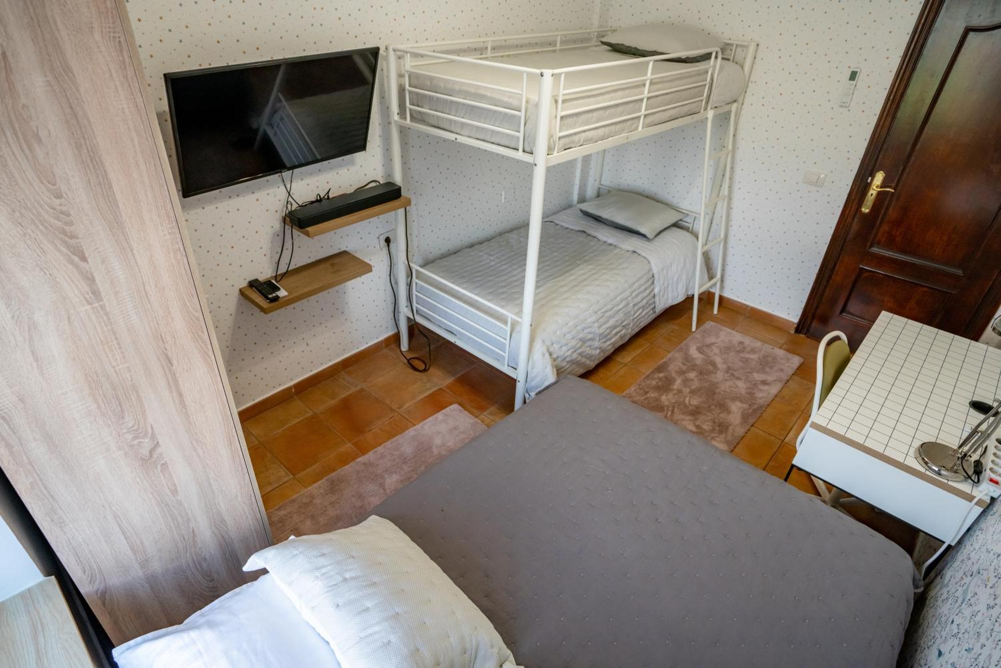 Casa Julio - Alcala Complete Coastal Retreat - Entire Apartment - 3 Min Walk From The Ocean - Shared Entrance With Host エクステリア 写真