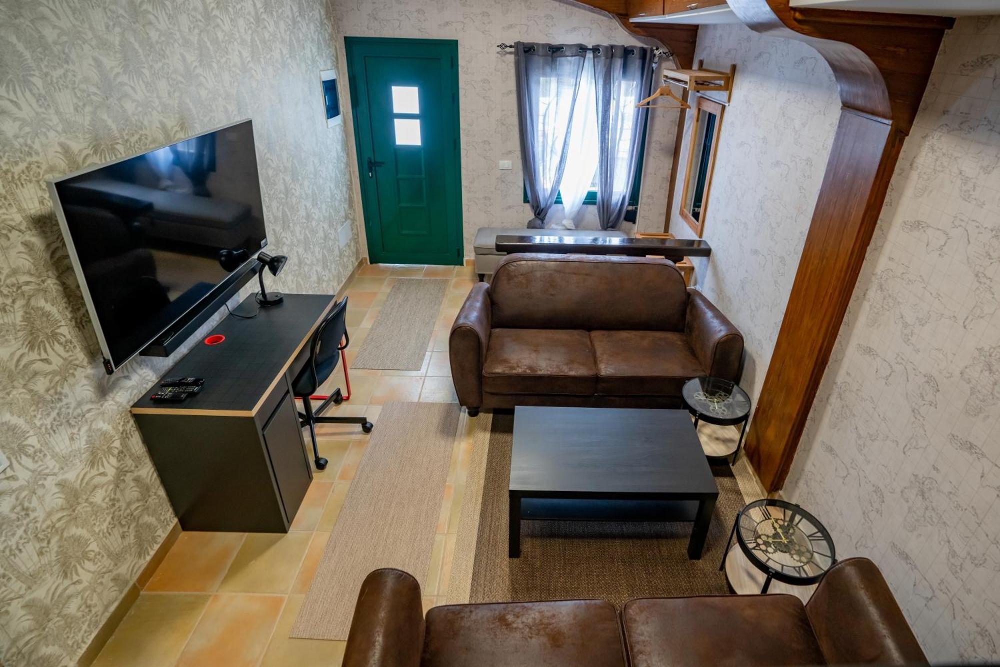 Casa Julio - Alcala Complete Coastal Retreat - Entire Apartment - 3 Min Walk From The Ocean - Shared Entrance With Host エクステリア 写真